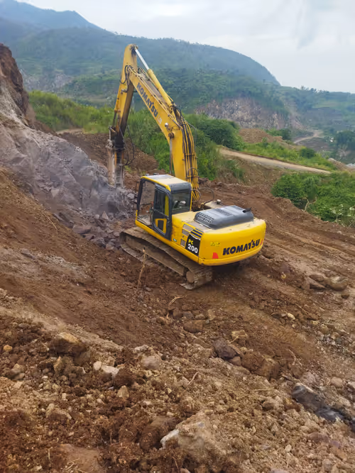 Item #97199718384666270089732904724735190501415195142311849285672880063475557072897 Media