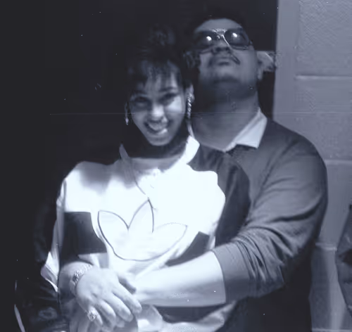 Item #70499945122477817413176575790821458182033499212662610223192993391854825242625 Media