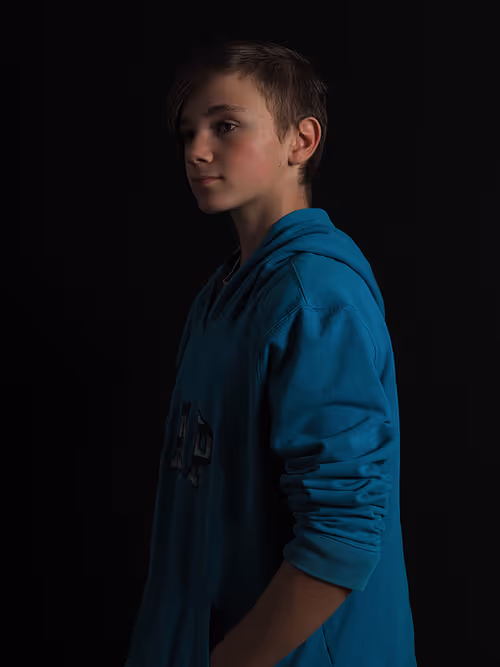 Item #35845677255303316115834795441160477142545138675054671014055746019499207294977 Media