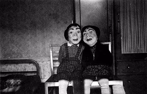 Item #9904232508516744841243121283726793551498964574342498012839096332385561608193 Media