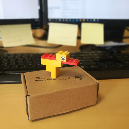 Item #1093185046924758040004246139181377805308068794897432360970874547887644082177 Media