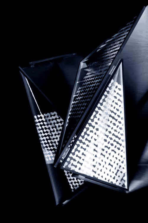 Item #82029536996806538977222578993389033909628801633309343873038399473911643242499 Media