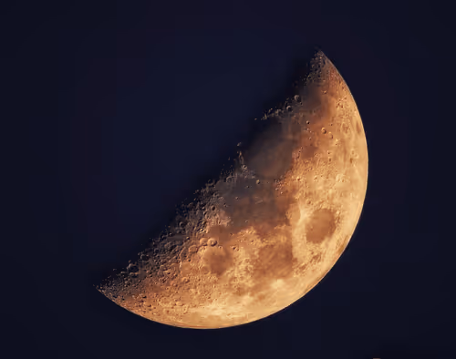 Item #93376088004058715635902471097401552149257290609147284986368570522177661566977 Media