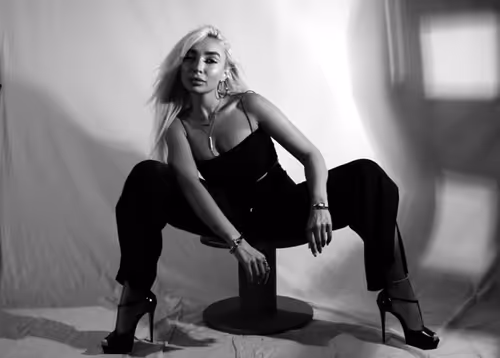 Item #5103703959889671819587763568548388729319358856956338530622636539121821024257 Media