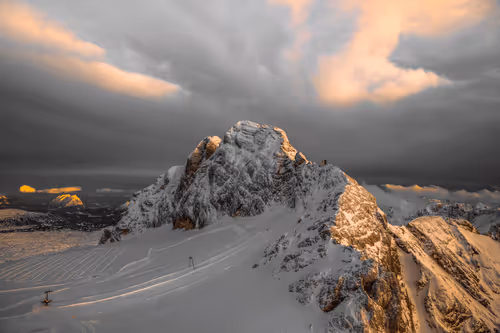 Item #26636344578717920692700769935313843753450649801489178954925375891136233603082 Media