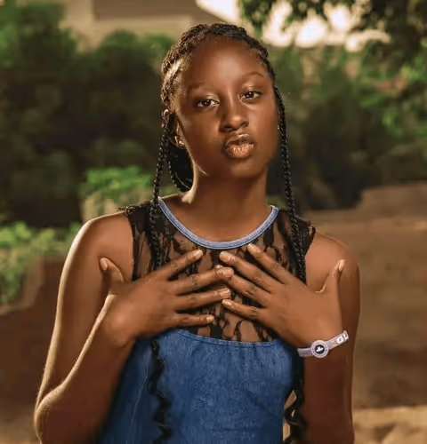 Item #48209045355319868405836092168484765281709319849119531571533318805887066832897 Media