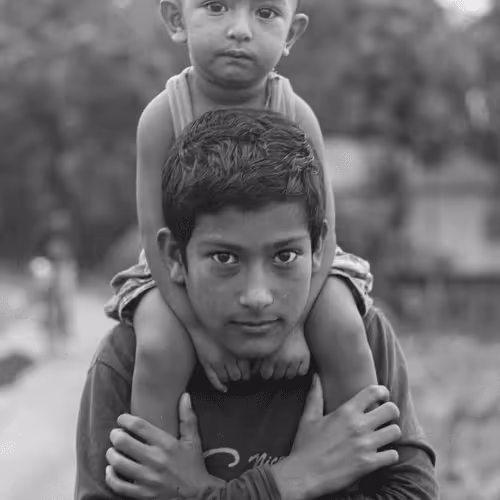 Item #85835795326197964952093530359765751732343801873656506341556941102710922412033 Media