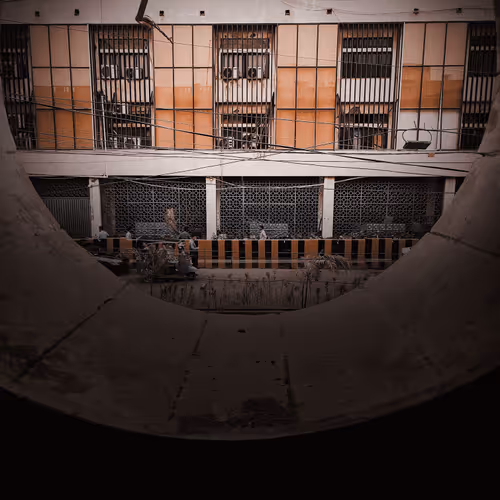 Item #38635769552370406339735606302440485679200118302111211897685168742875218837505 Media