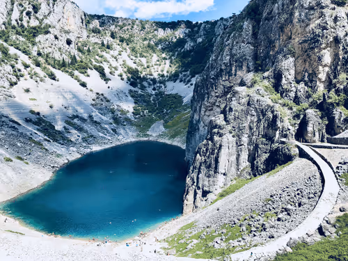 Item #85194694313482311992552065383091349733229460472009518407910609738743500767233 Media