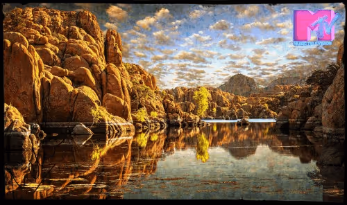 Item #74868457141213705733976692584306462504408559046083798436483218959096778588493 Media