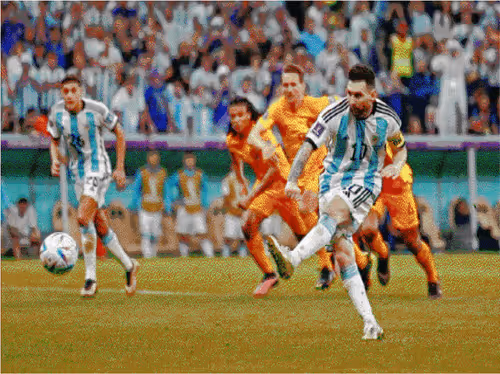 Item #65693431336737846623910305475550192069480620140523173107497942630754108309505 Media