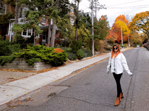 Item #104067061216888639204049758266491847344328349549309456641886273653601506164737 Media