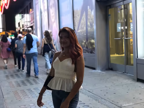 Item #104067061216888639204049758266491847344328349549309456641886273647004436398081 Media