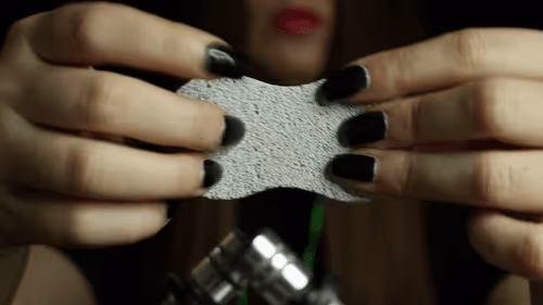 Item #43291947580418388530220176562097896641577478294017941569783936667296330678282 Media