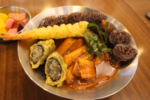 Item #76436442403238931654769079215325506734034420621269194264977366270926412316673 Media