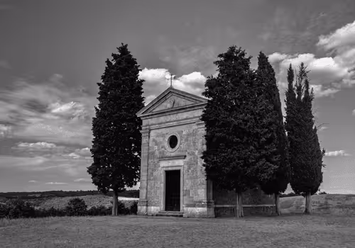 Item #44700108579651333138667542629820837396884608340507399849221760704364331139073 Media