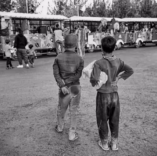 Item #44786185560480687958912378262206717901509372889045112254694744389892756733953 Media