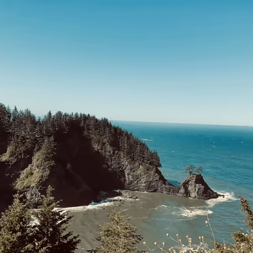 Item #2005862319158051831365229387864138466486092287762213337058068723027561938945 Media