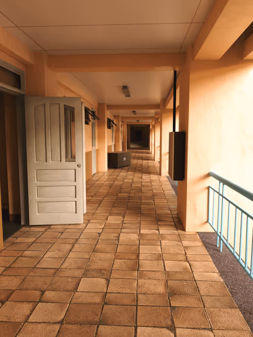 Item #37243360998165288965018080839358081005548727551555502232400616061442847670273 Media