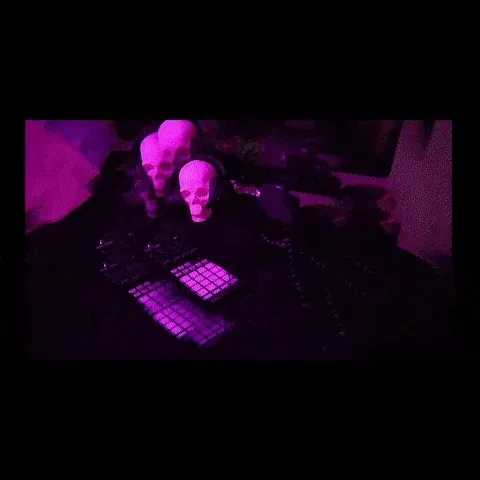 Item #67587802965216605302721620750727179075670805493211840371547225124477295657060 Media