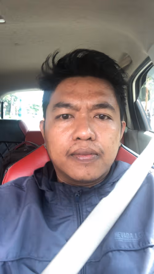 Item #92948981865320422805599959830976556920479252147255563009901976875606017572865 Media