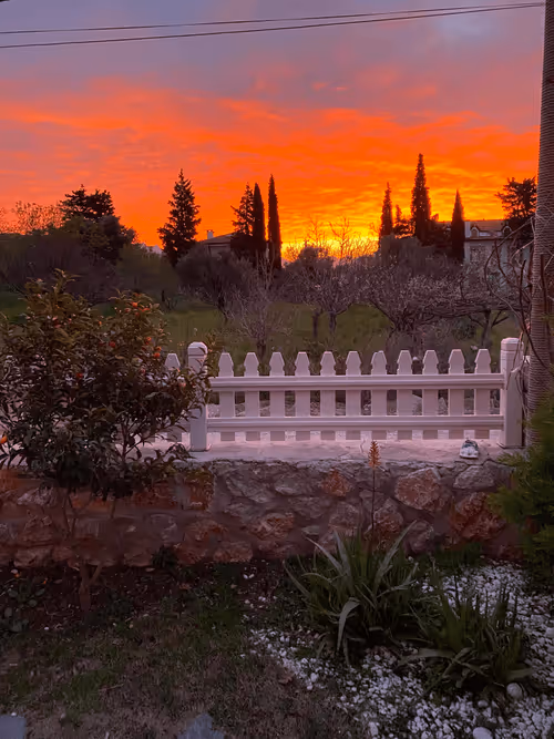 Item #111158536575529838927144910065951876068263589841925600157506869945195170889729 Media