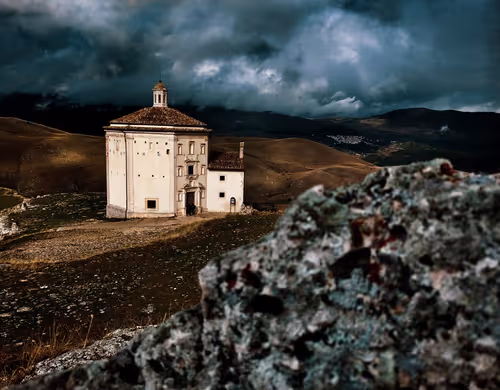 Item #25259754178929128668021212142103854096827800234344621965385529617825782562817 Media