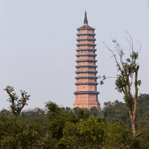 Item #80488266671287018131558448213082272878703229800970441297784273640083093979137 Media