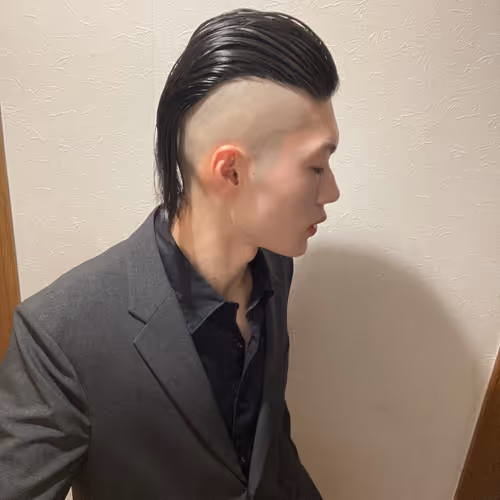 Item #28844510675054363679779527715488115790191086957330320945179444695749539921921 Media