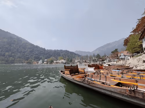 Item #28492546344238997982627040595659913257173957231691920694804582510171665727489 Media