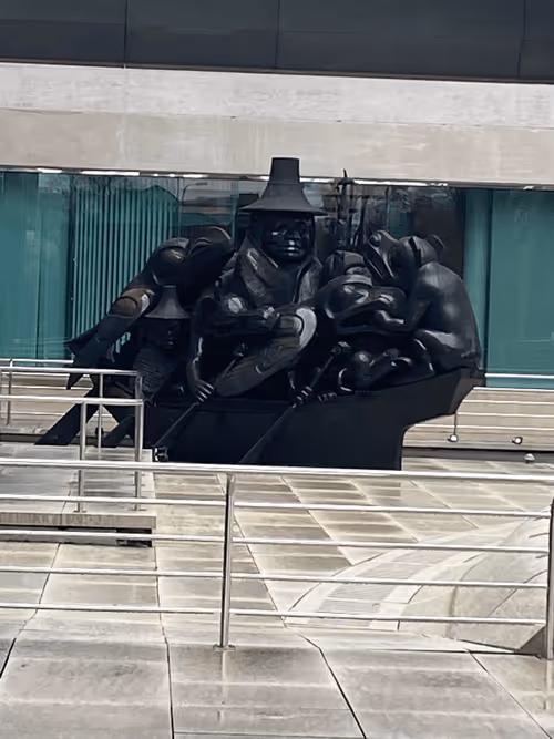 Item #94418535120326603021543828721210293168673875109353368694645890472902897172481 Media