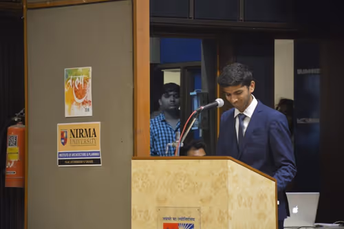 Item #83502358788584903771945623127492640311832034535002927754417086324028324446308 Media