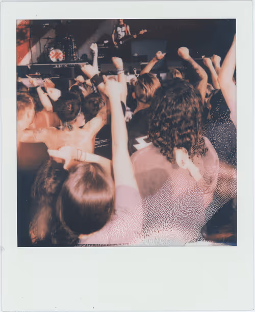 Item #46490741016488405185813791496923232485854957619235589162088056984081763663873 Media