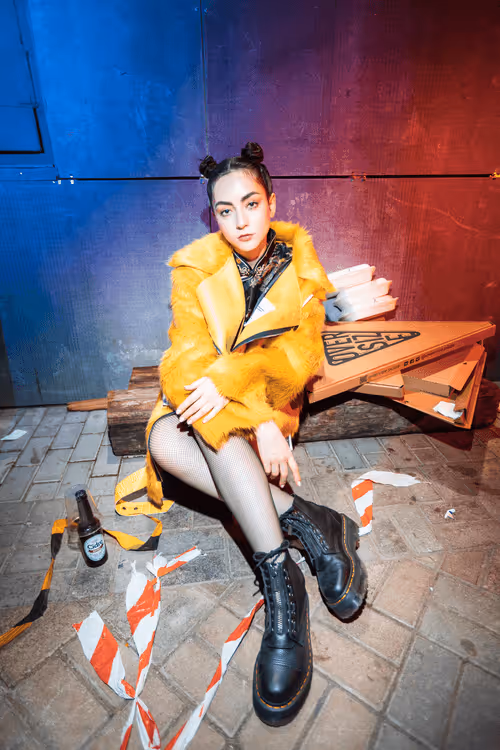 Item #69000201197487925391919563529381127399821599199936366279529444502191260827649 Media