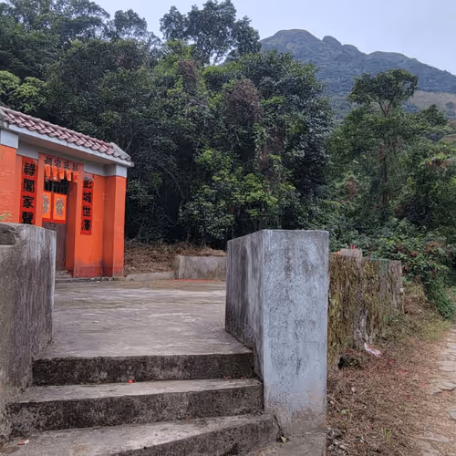 Item #55498827453282751112994663474612527609893380765469579837476847561641216180234 Media