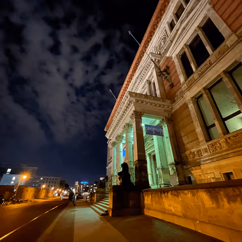 Item #35339417924445304267052449174579644074826086506751043788329225566423080764392 Media