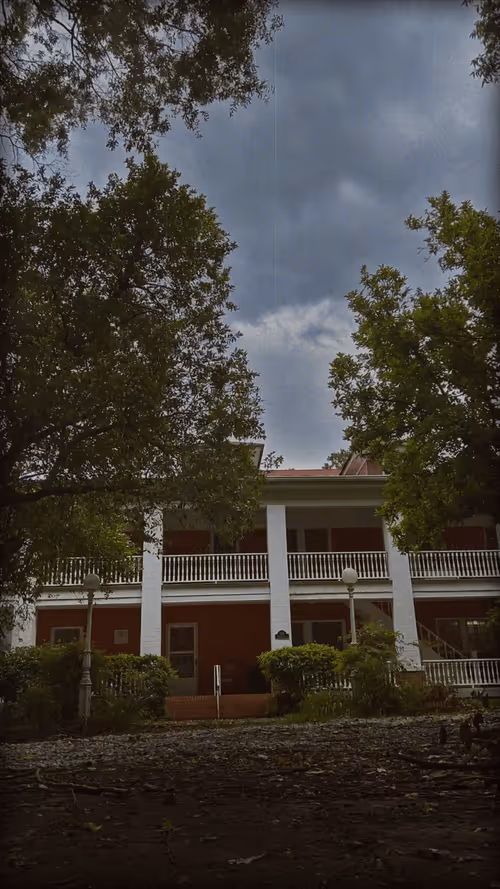 Item #19783550514114354952123947617175558827509965529992471593750621654032182149121 Media