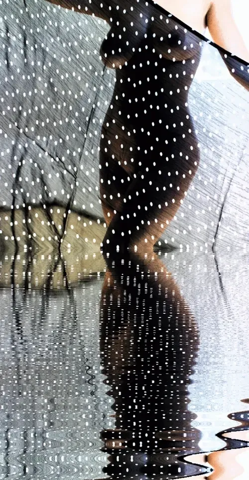 Item #33273431064062745158281459223994481396408298461003960329838769693131532140549 Media