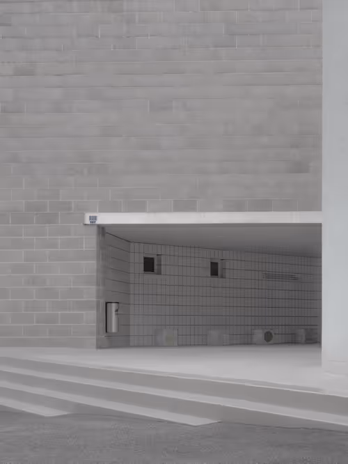 Item #96300506608442532009609249742180081238637238515681067233824966576362171138049 Media