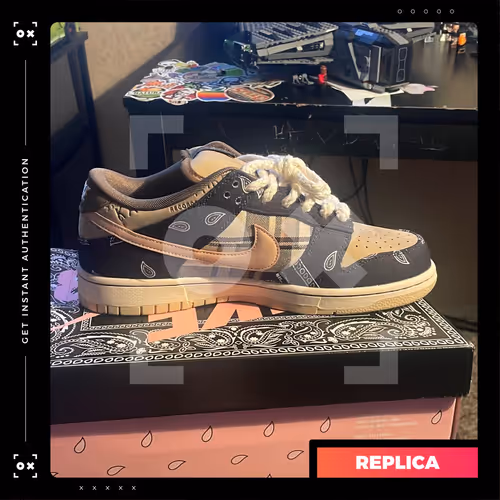 Item #2541502928756534 Media