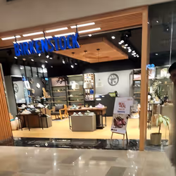 20415463466018450775751689354574378942723558288760528602678102042123648525277