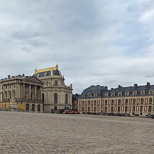 Item #82757518779458741847829556369642870363104184507724746953633667511192635269651 Media