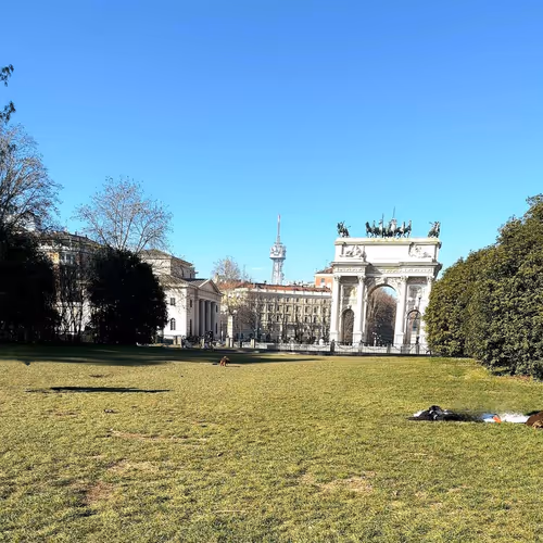 Item #104987792405863489114365448482573185382515026489833346721929340451056101165019 Media