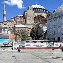 97820723959822589610671272574653918265449450237148747098605890556243695890939