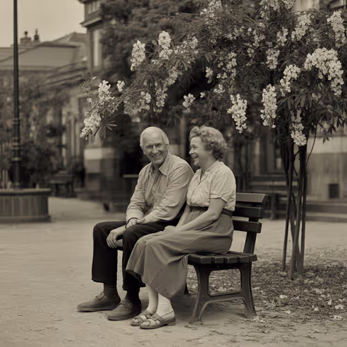 Item #58404432475444510339561087189108309449053404958532028687546201746164424900652 Media