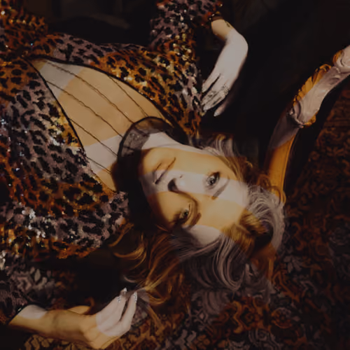#76 Vérité 'He's Not You' Royal LDA