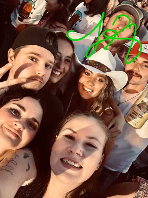 Item #60325139117146349358243409973564754472431472160388418436623679998651207675495 Media