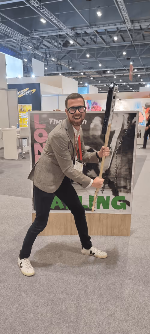 Item #102911848435796389390962824482604981483548026776573789455939926291725617646683 Media