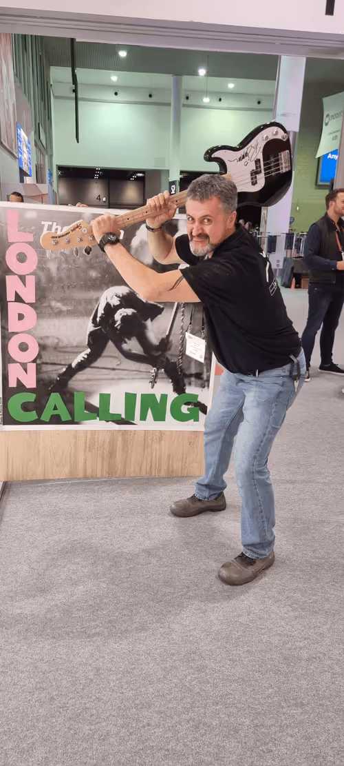 Item #52143162898922714145915887127653120968660374155436847330280323280491132901017 Media