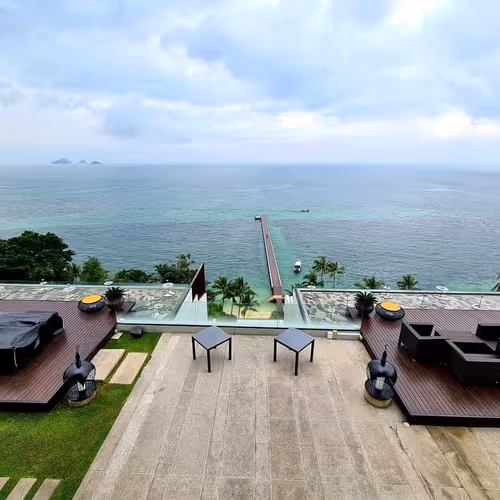 avalyn.lens-Collect-711